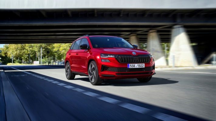 Skoda Karoq Sportline 2022. Desktop wallpaper