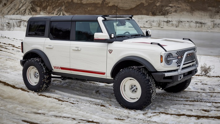 Ford Bronco Pope Francis Center First Edition 2021. Desktop wallpaper