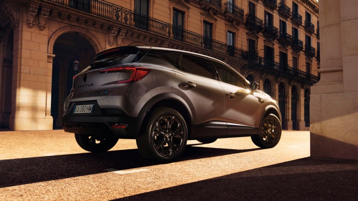 Renault Captur Rive Gauche UK Version 2022. Desktop wallpaper