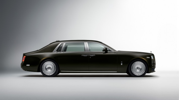 Rolls-Royce Phantom Series II 2023. Desktop wallpaper