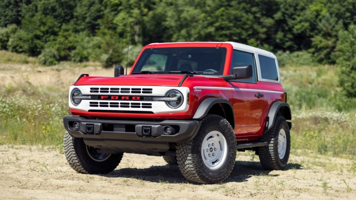 Ford Bronco 2-door Heritage Edition 2023. Desktop wallpaper