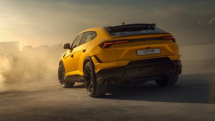 Lamborghini Urus Performante 2023. Desktop wallpaper