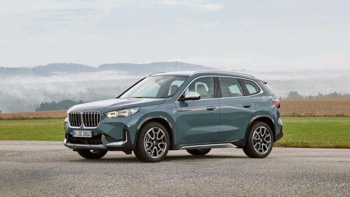 BMW X1 sDrive 18d 2023. Desktop wallpaper