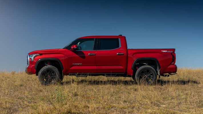 Toyota Tundra TRD Lift Kit 2023. Desktop wallpaper