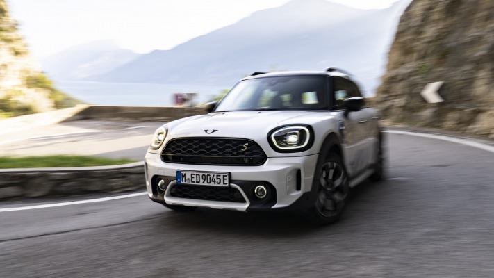 MINI Cooper SE Countryman ALL4 Untamed Edition 2023. Desktop wallpaper