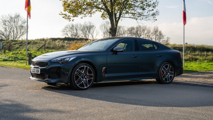 Kia Stinger GT UK Version 2022. Desktop wallpaper