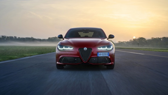 Alfa Romeo Giulia Veloce Q4 2023. Desktop wallpaper