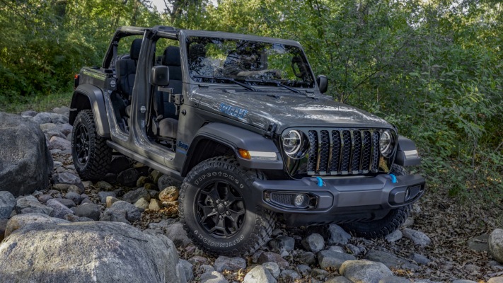 Jeep Wrangler 4xe Willys 2023. Desktop wallpaper