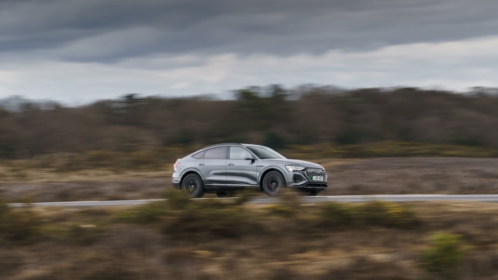 Audi Q8 Sportback e-tron quattro UK Version 2024. Desktop wallpaper