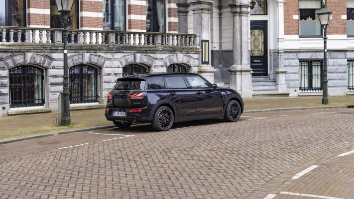 MINI Clubman Final Edition 2023. Desktop wallpaper