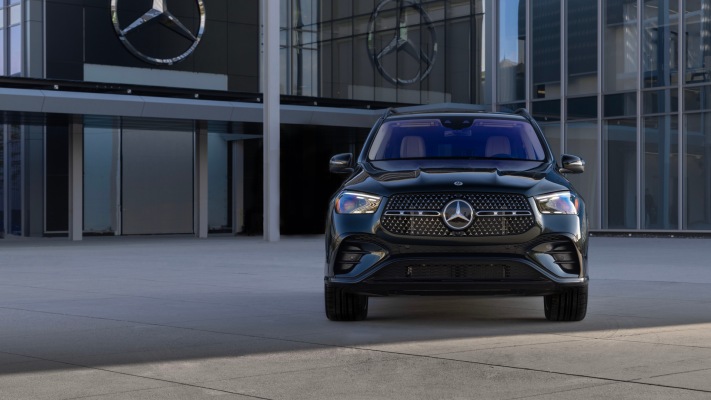 Mercedes-Benz GLE 450 4MATIC USA Version 2024. Desktop wallpaper