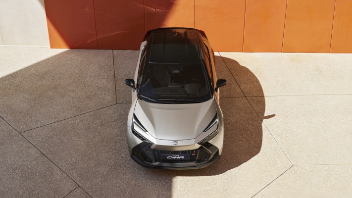 Toyota C-HR 2023. Desktop wallpaper