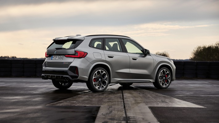 BMW X1 M35i xDrive 2024. Desktop wallpaper