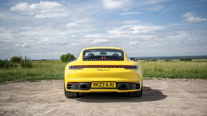 Porsche 911 Carrera T UK Version 2023. Desktop wallpaper