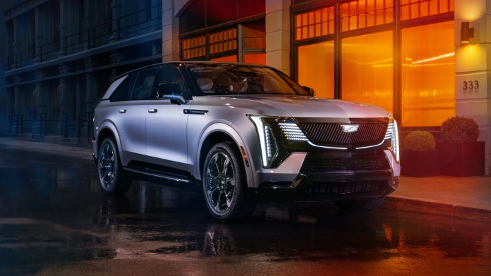 Cadillac Escalade IQ 2025. Desktop wallpaper