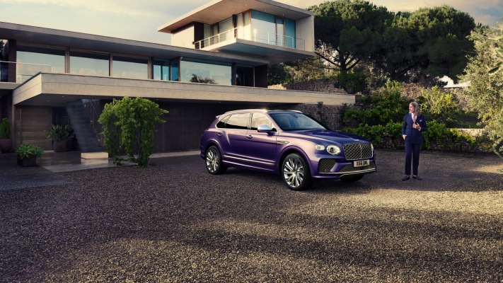 Bentley Bentayga Extended Wheelbase Mulliner 2024. Desktop wallpaper