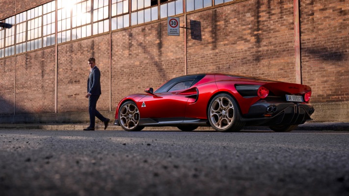 Alfa Romeo 33 Stradale 2024. Desktop wallpaper