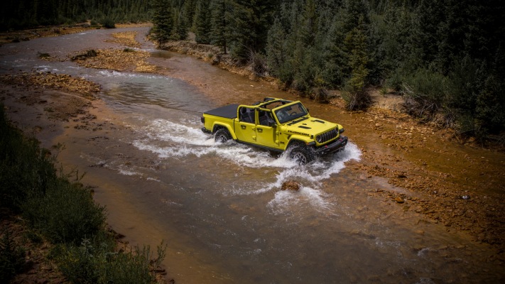 Jeep Gladiator Rubicon X 2024. Desktop wallpaper