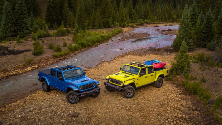 Jeep Gladiator Rubicon X 2024. Desktop wallpaper