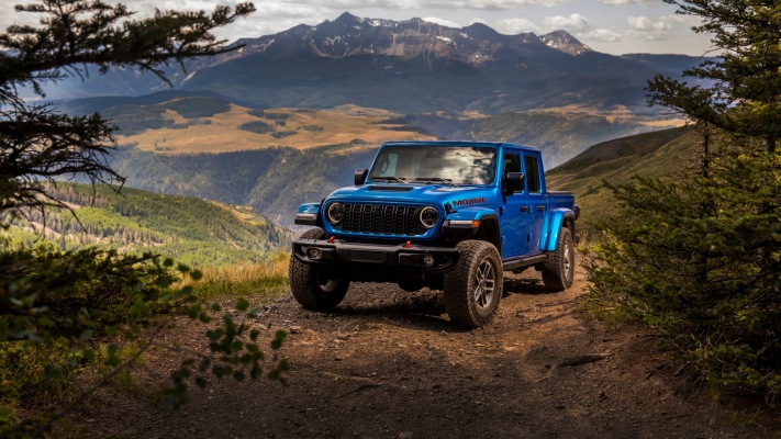 Jeep Gladiator Mojave X 2024. Desktop wallpaper