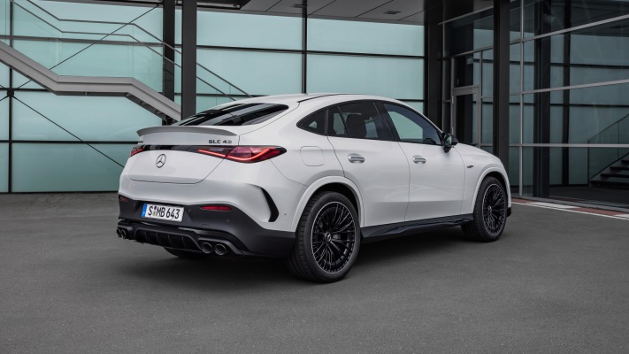 Mercedes-AMG GLC 43 4MATIC Coupe 2024. Desktop wallpaper