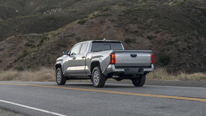 Toyota Tacoma SR5 2024. Desktop wallpaper