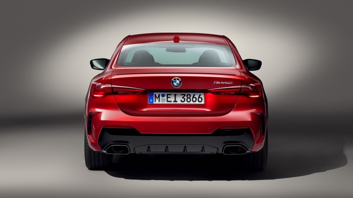 BMW M440i Coupe 2025. Desktop wallpaper