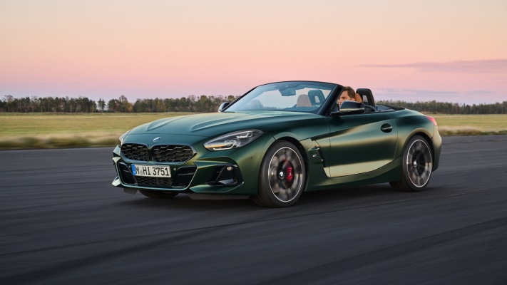 BMW Z4 M40i Pure Impulse Edition 2025. Desktop wallpaper