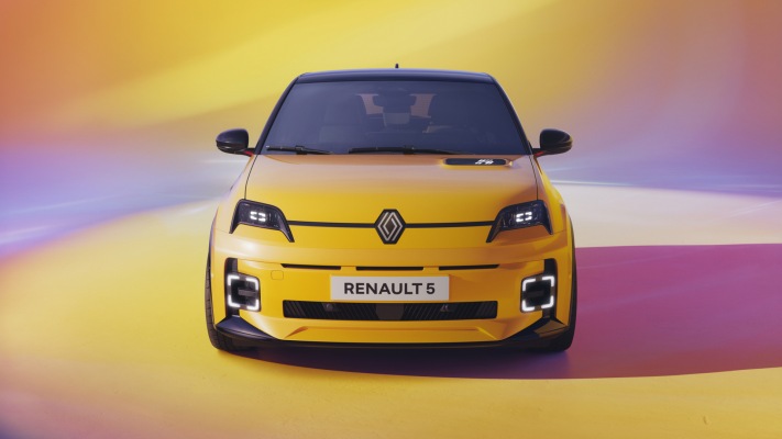 Renault 5 E-Tech 2025. Desktop wallpaper