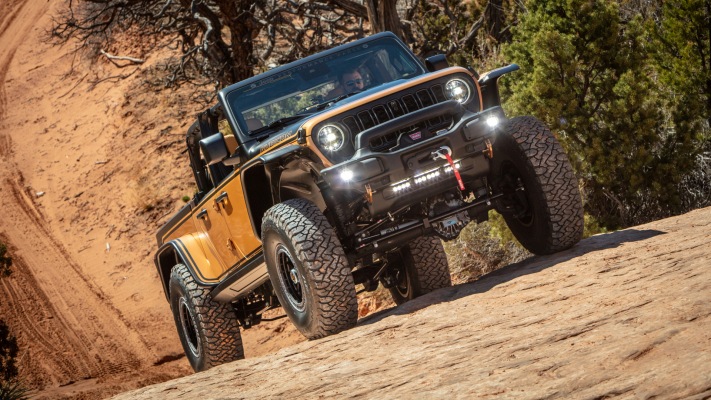 Jeep Gladiator Rubicon High Top Concept 2024. Desktop wallpaper