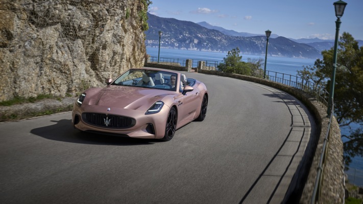 Maserati GranCabrio Folgore 2025. Desktop wallpaper