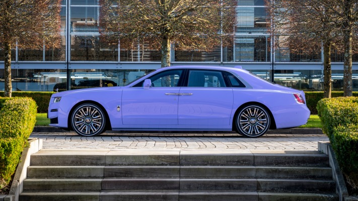 Rolls-Royce Ghost Extended Expressionism 2024. Desktop wallpaper