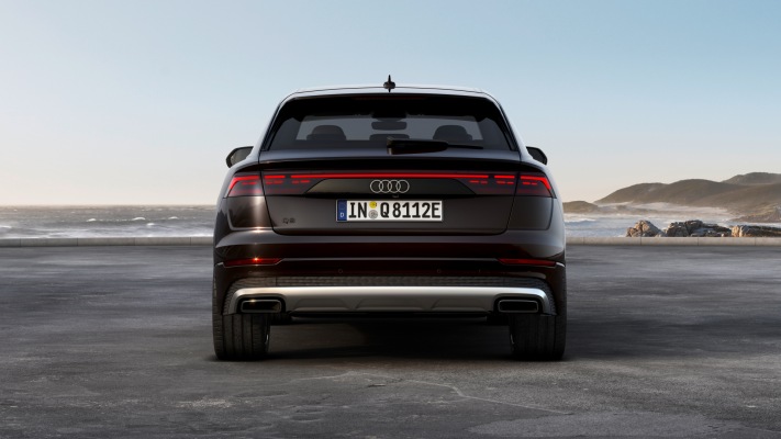 Audi Q8 TSFI e quattro 2024. Desktop wallpaper