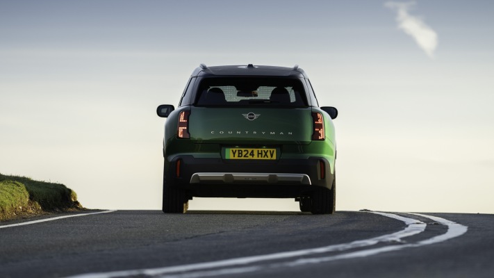 MINI Countryman E UK Version 2024. Desktop wallpaper