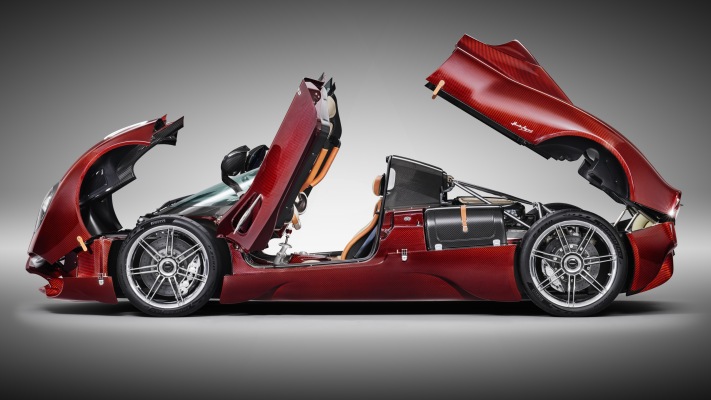 Pagani Utopia Roadster 2025. Desktop wallpaper