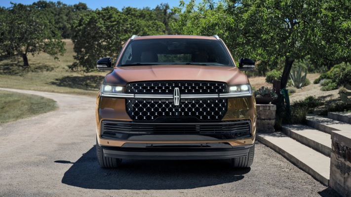 Lincoln Navigator Black Label 2025. Desktop wallpaper