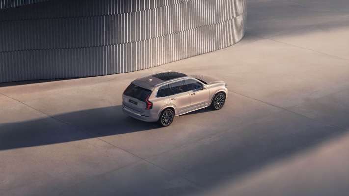 Volvo XC90 2025. Desktop wallpaper