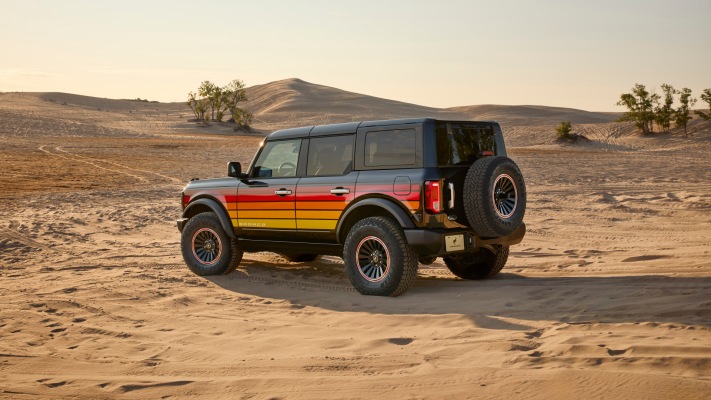 Ford Bronco Free Wheeling 2025. Desktop wallpaper