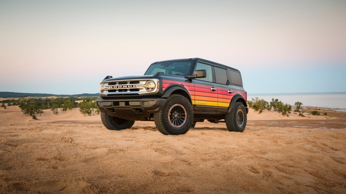 Ford Bronco Free Wheeling 2025. Desktop wallpaper