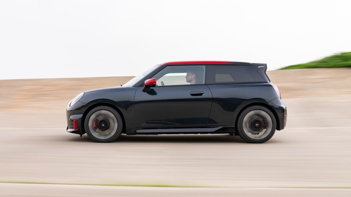 MINI John Cooper Works Electric 2025. Desktop wallpaper