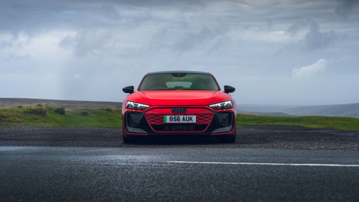 Audi RS e-tron GT Carbon Black UK Version 2024. Desktop wallpaper