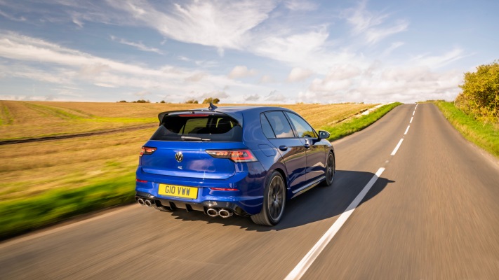 Volkswagen Golf R UK Version 2025. Desktop wallpaper