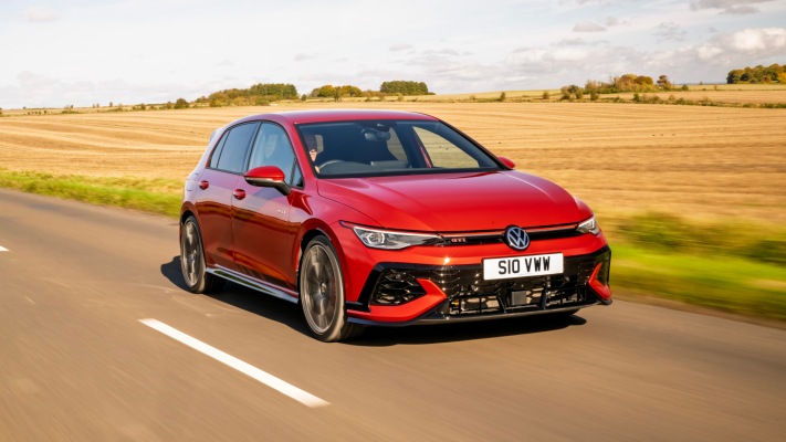 Volkswagen Golf GTI 5-door Clubsport UK Version 2025. Desktop wallpaper