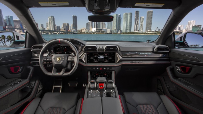 Lamborghini Urus SE Miami Art Basel 2024. Desktop wallpaper