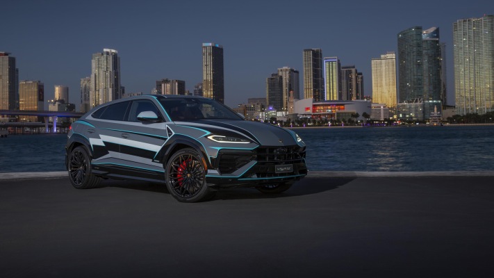 Lamborghini Urus SE Miami Art Basel 2024. Desktop wallpaper