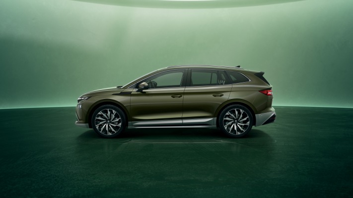 Skoda Enyaq 2025. Desktop wallpaper