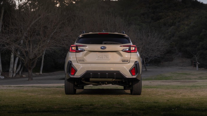 Subaru Crosstrek Hybrid 2026. Desktop wallpaper