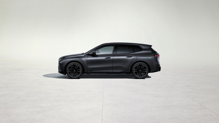 BMW iX M70 xDrive 2025. Desktop wallpaper