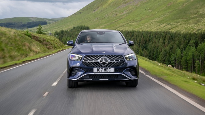 Mercedes-Benz GLE 450d 4MATIC Coupé AMG Line Premium Plus UK Version 2024. Desktop wallpaper