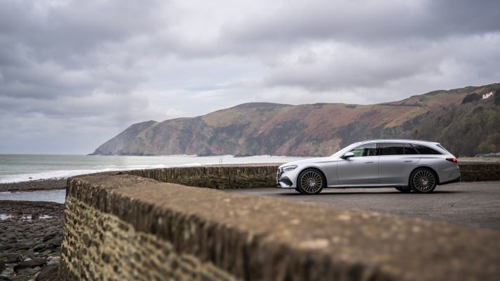 Mercedes-Benz E 220d Estate AMG Line Premium Plus UK Version 2024. Desktop wallpaper